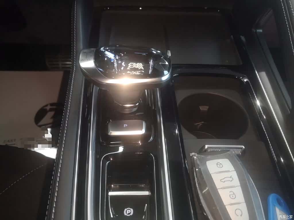 Geely Preface, 2025 14