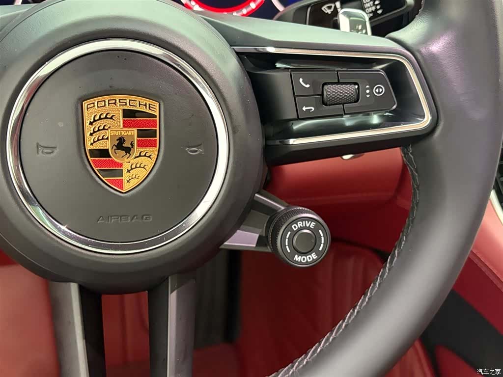 Porsche Panamera, 2023 10