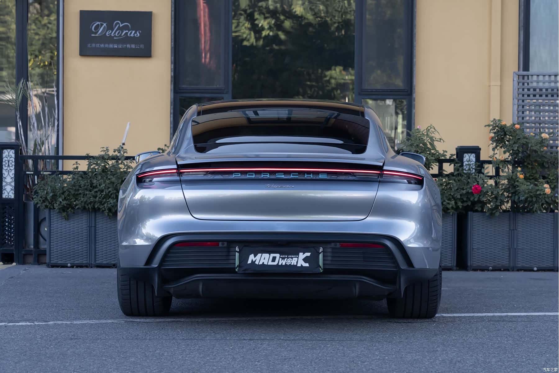 Porsche Taycan, 2024 6