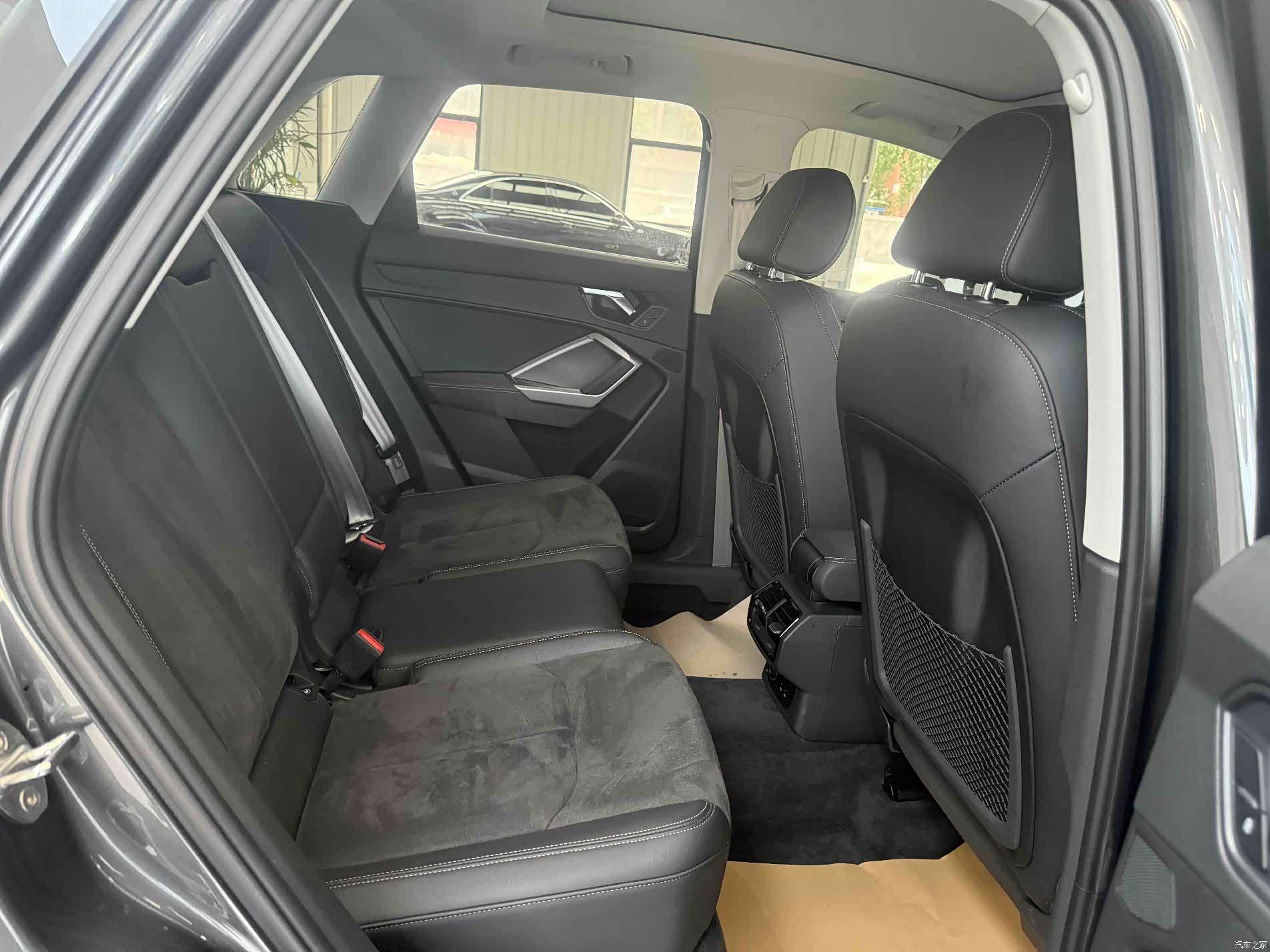 Audi Q3, 2023 20