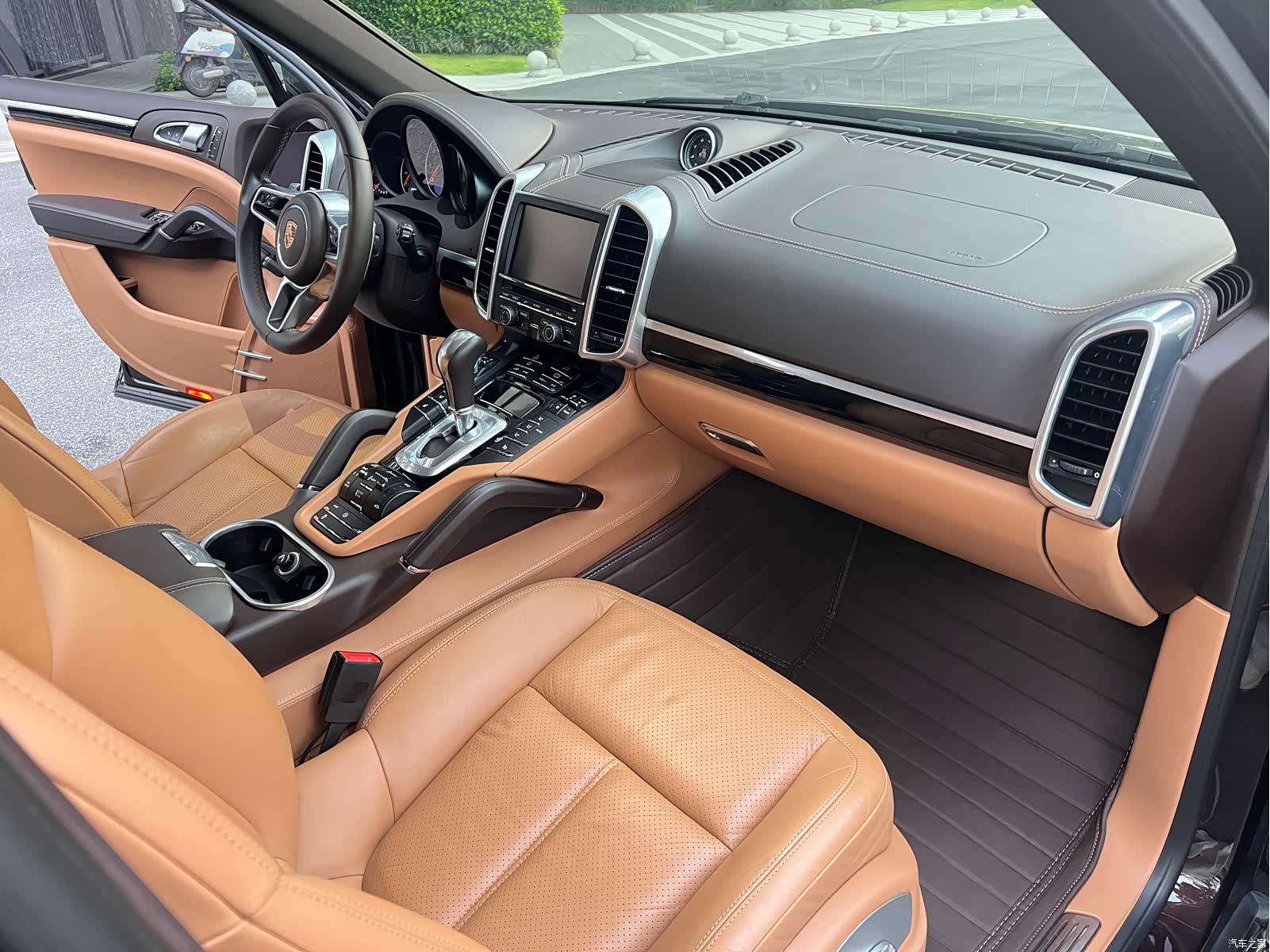 Porsche Cayenne, 2016 18