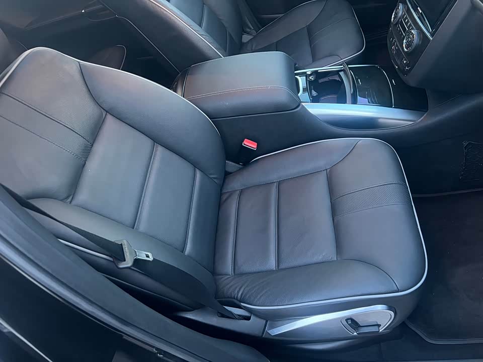 Mercedes-Benz R-class Mercedes-Benz R-class