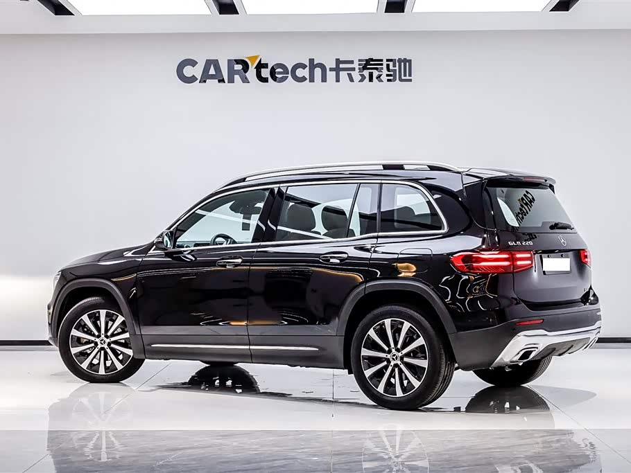 Mercedes-Benz GLB Mercedes-Benz GLB