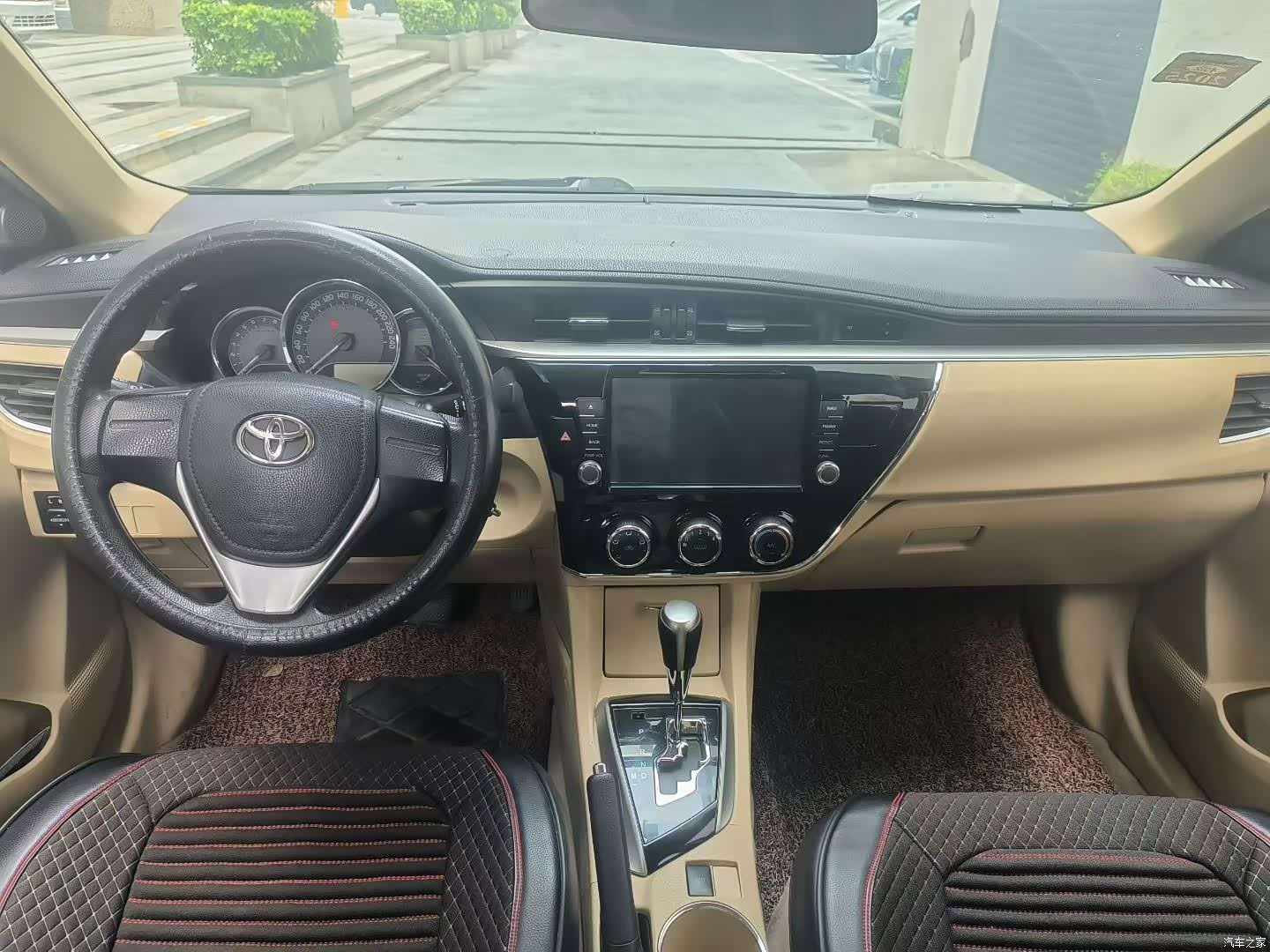 Toyota Corolla, 2015 8
