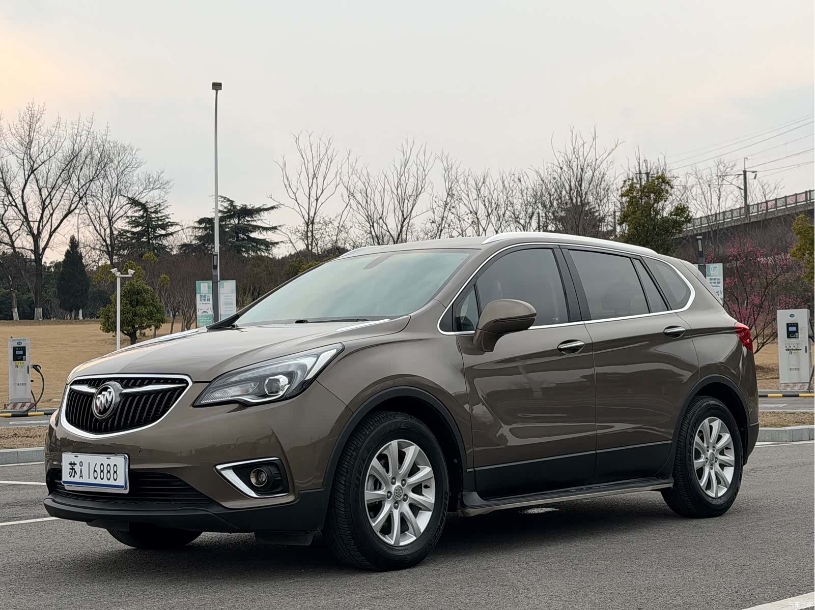 Buick Envision Plus, 2018 1