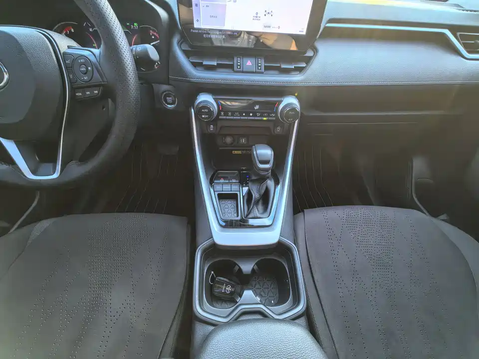 Toyota RAV4 Rongfang