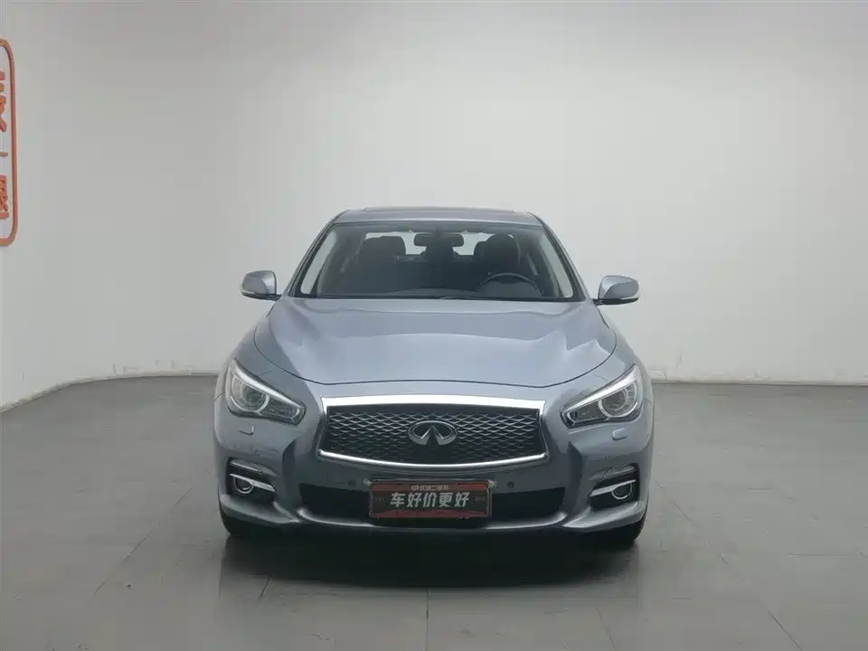 Infiniti Q50L