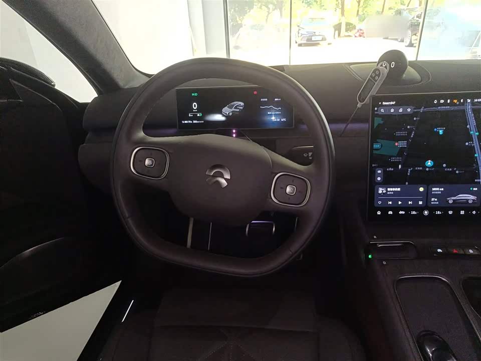 NIO ET7