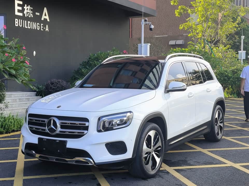 Mercedes-Benz GLB