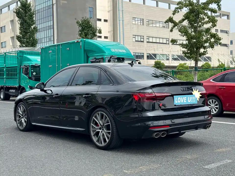 Audi S4 Audi S4