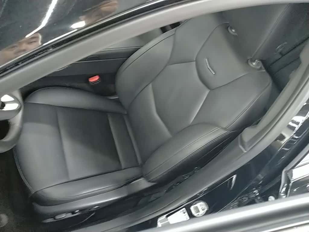 Cadillac CT5, 2023 15