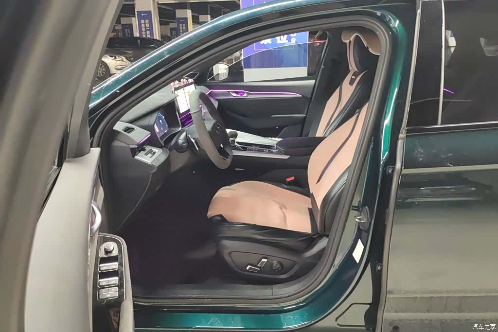 Geely Preface, 2024 9