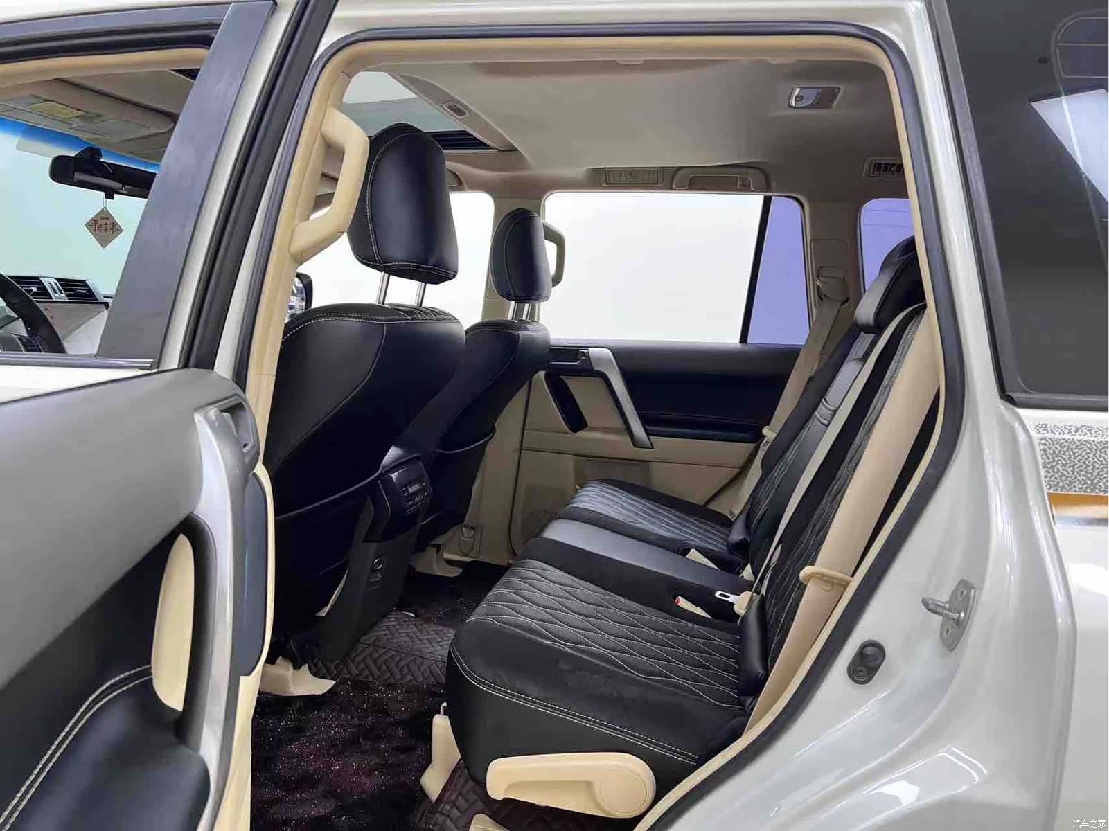 Toyota Prado, 2017 11