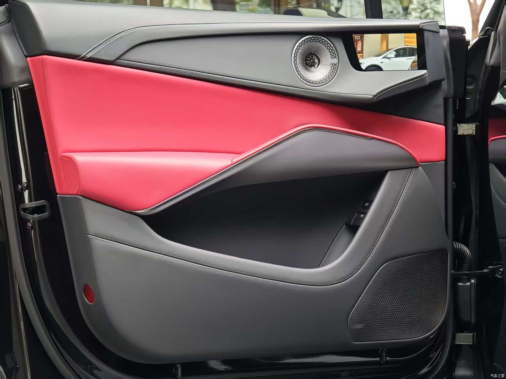 Lotus ELETRE, 2025 10