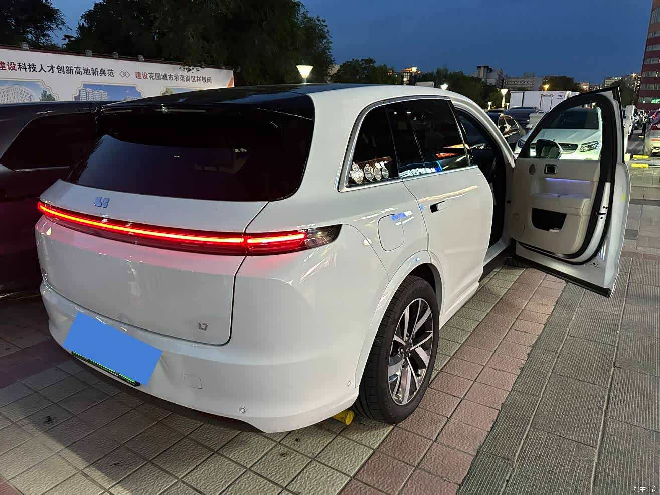Li Auto L7, 2023 6
