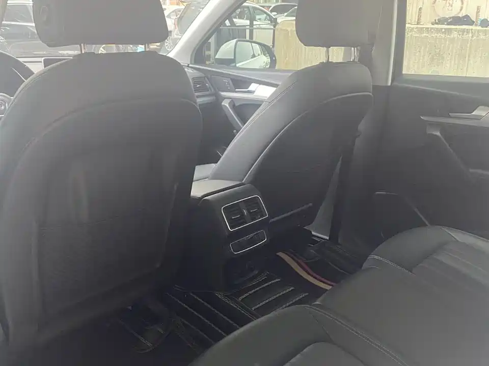 Audi Q5L Audi Q5L