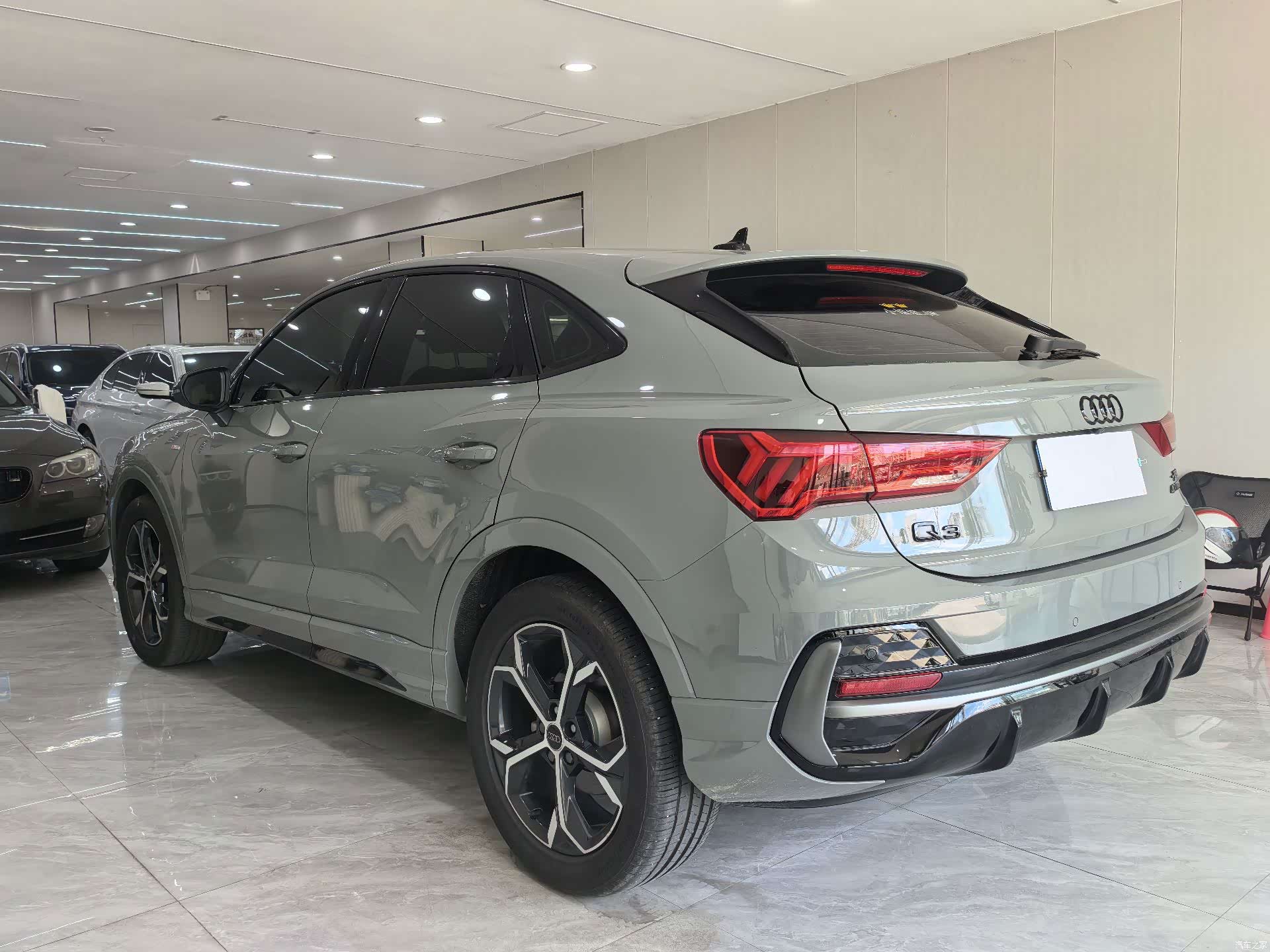 Audi Q3, 2024 6