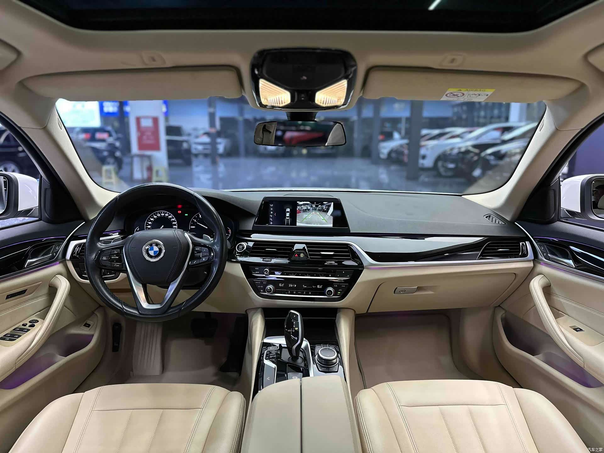 BMW 5 Series, 2020 все фото