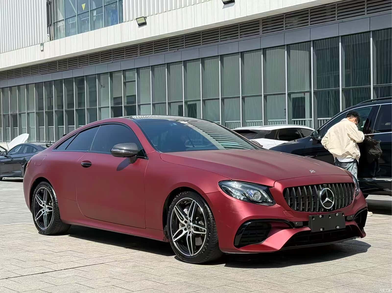 Mercedes-Benz E-Class, 2020 3