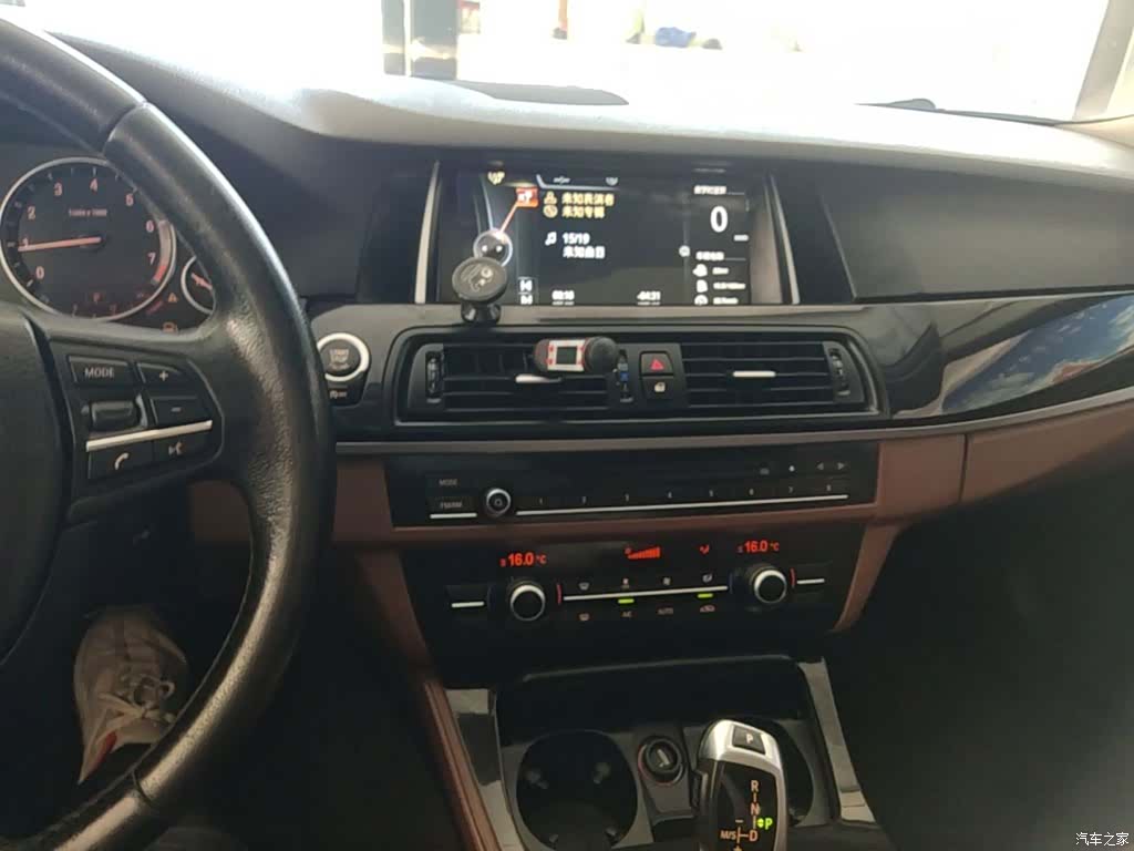 BMW 5 Series, 2016 9