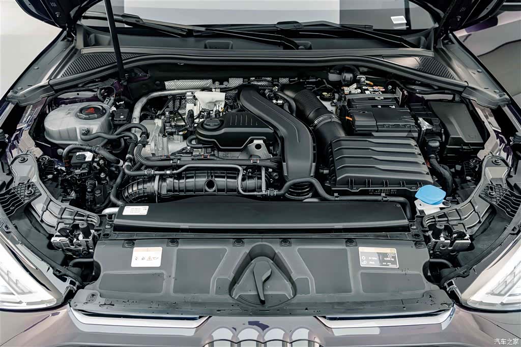 Audi Flying Spur, 2025 21