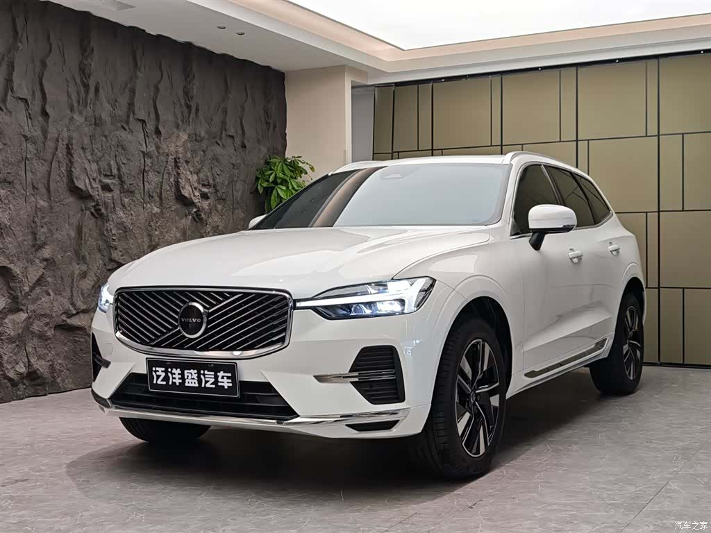 Volvo XC60, 2025 1
