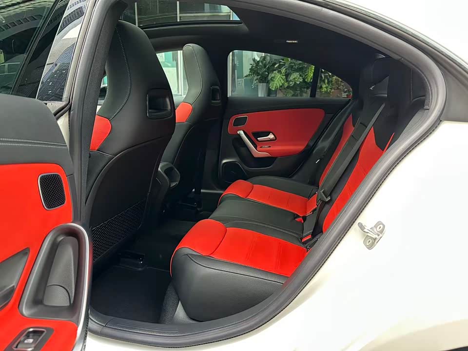 Mercedes-Benz CLA AMG