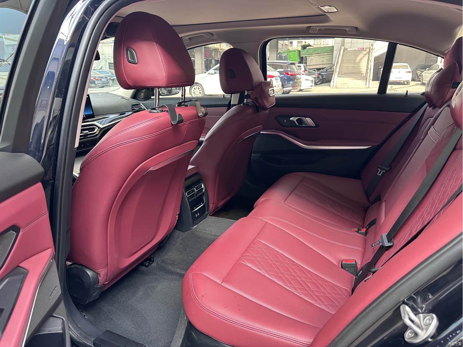 BMW 3 Series, 2023 2