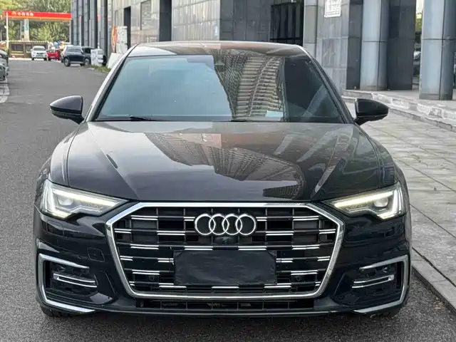 Audi A6L 2024 — купить из Китая под заказ