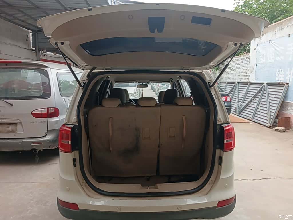 Wuling 730, 2018 19