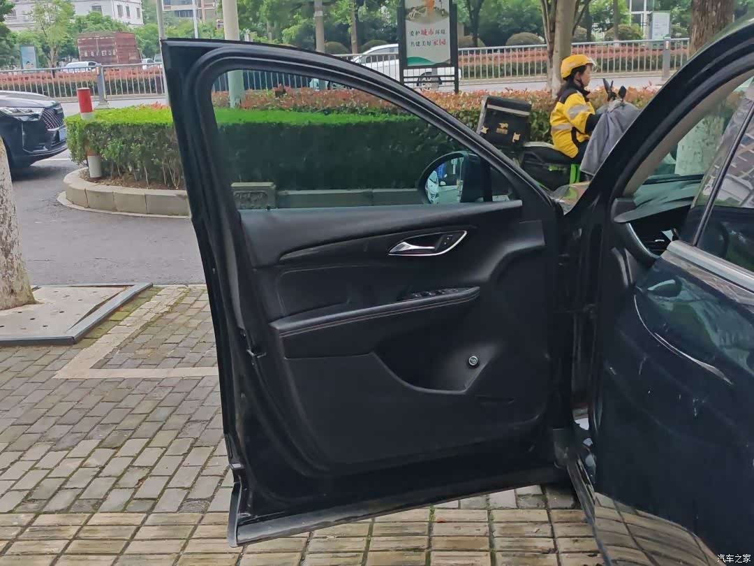 Buick Envision Plus, 2022 8