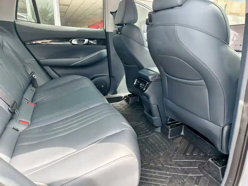 Geely Galaxy Galaxy E5