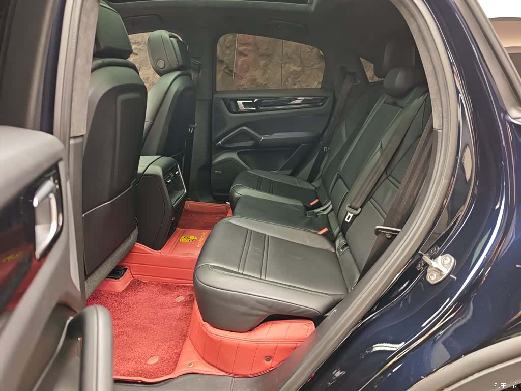 Porsche Cayenne, 2022 9