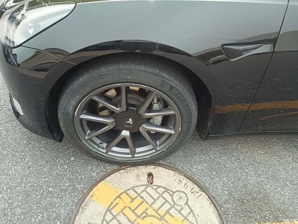 Tesla Model 3, 2021 23