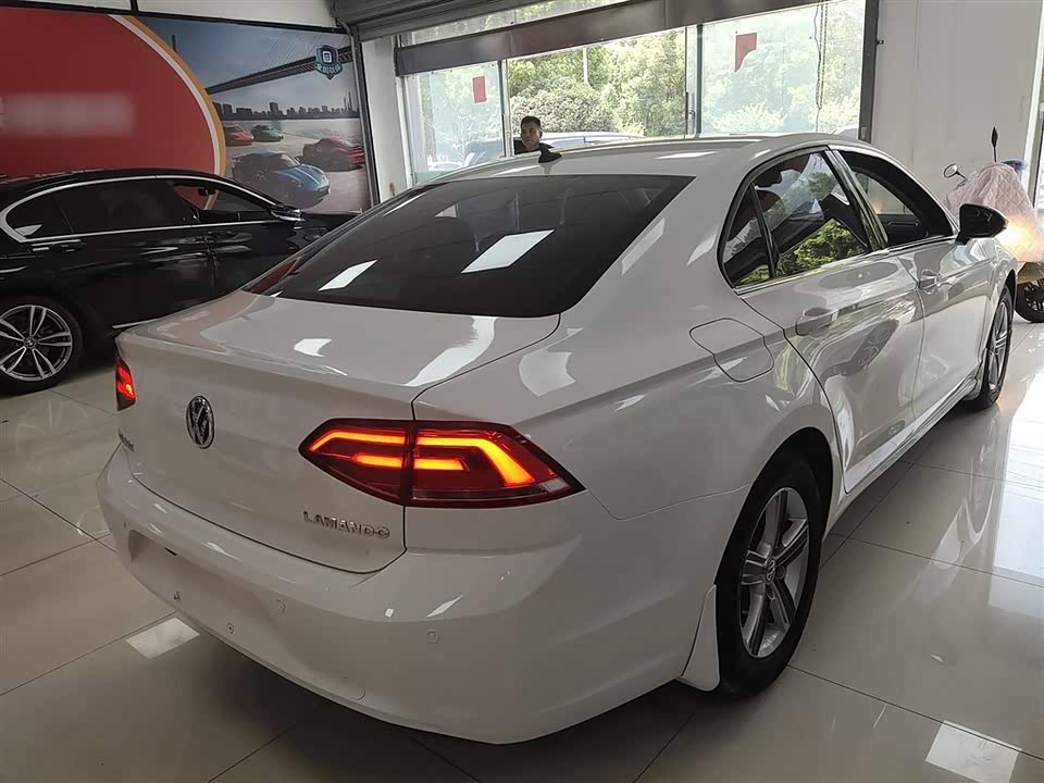 Volkswagen Lingdu