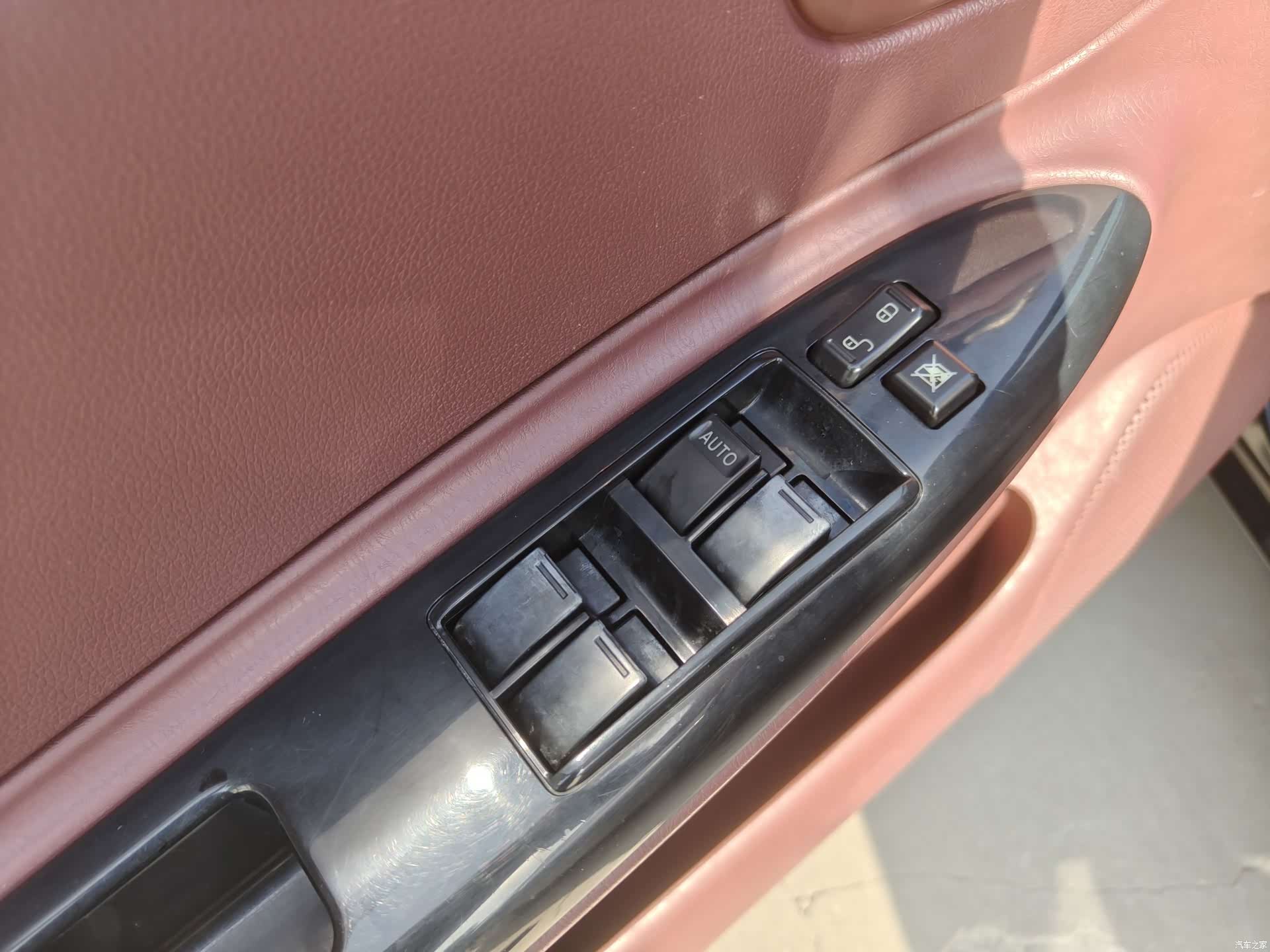 BYD F3, 2017 13