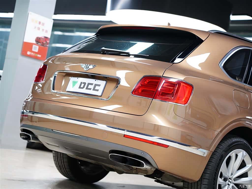 Bentley Bentayga, 2017 4