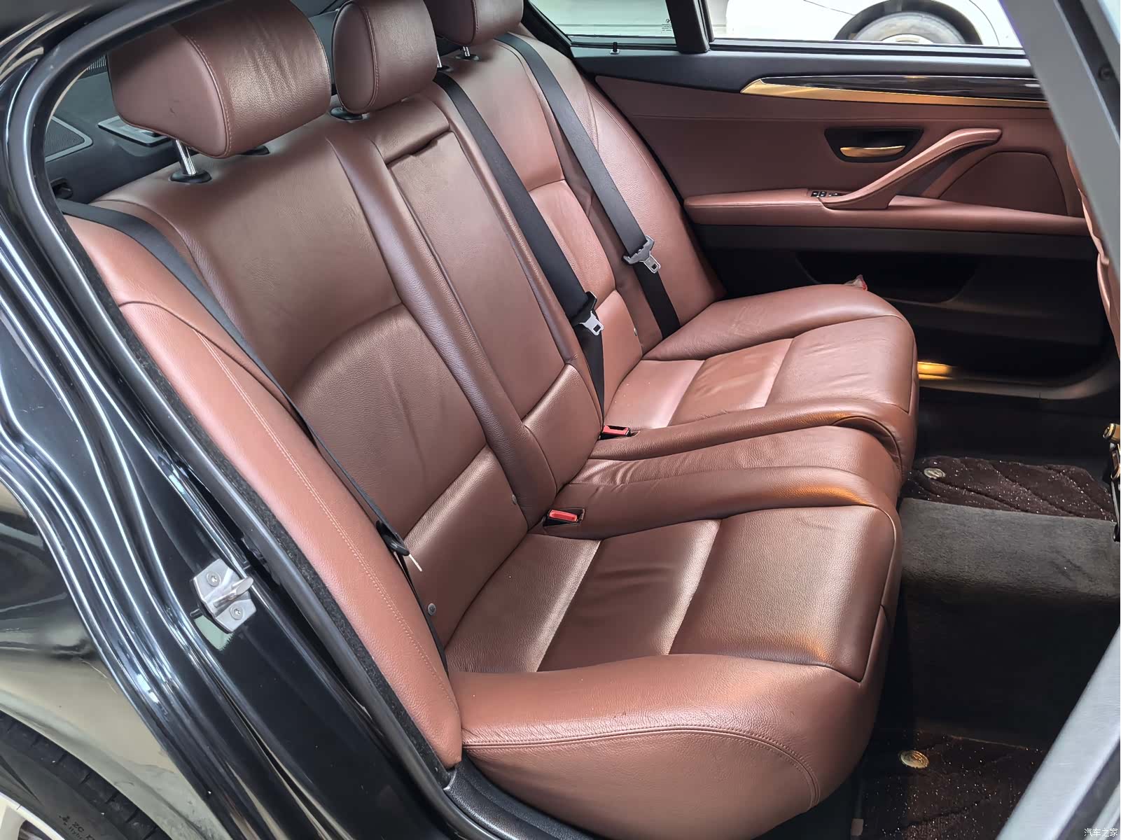 BMW 5 Series, 2015 13