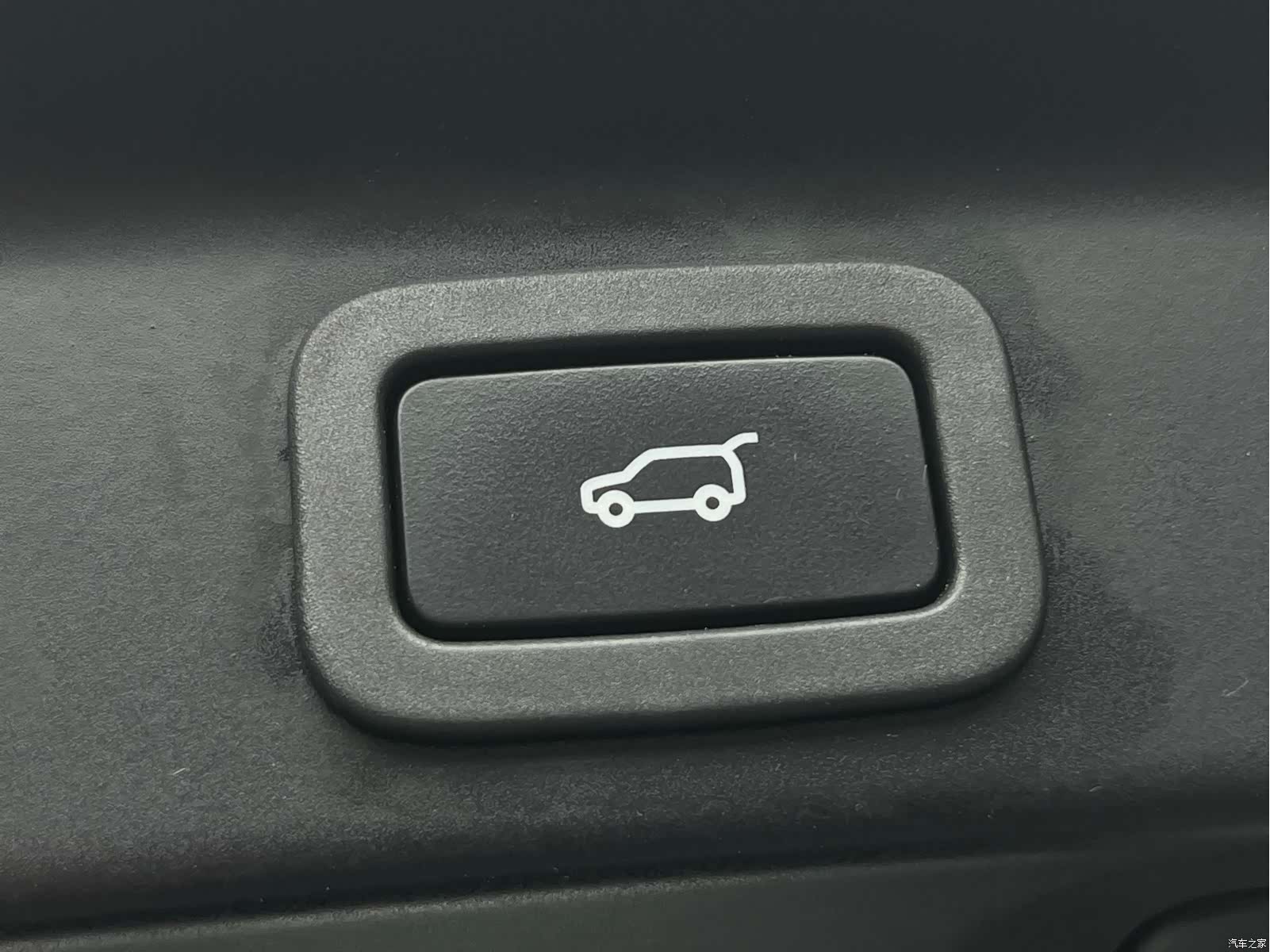 Jaguar F-PACE, 2017 28