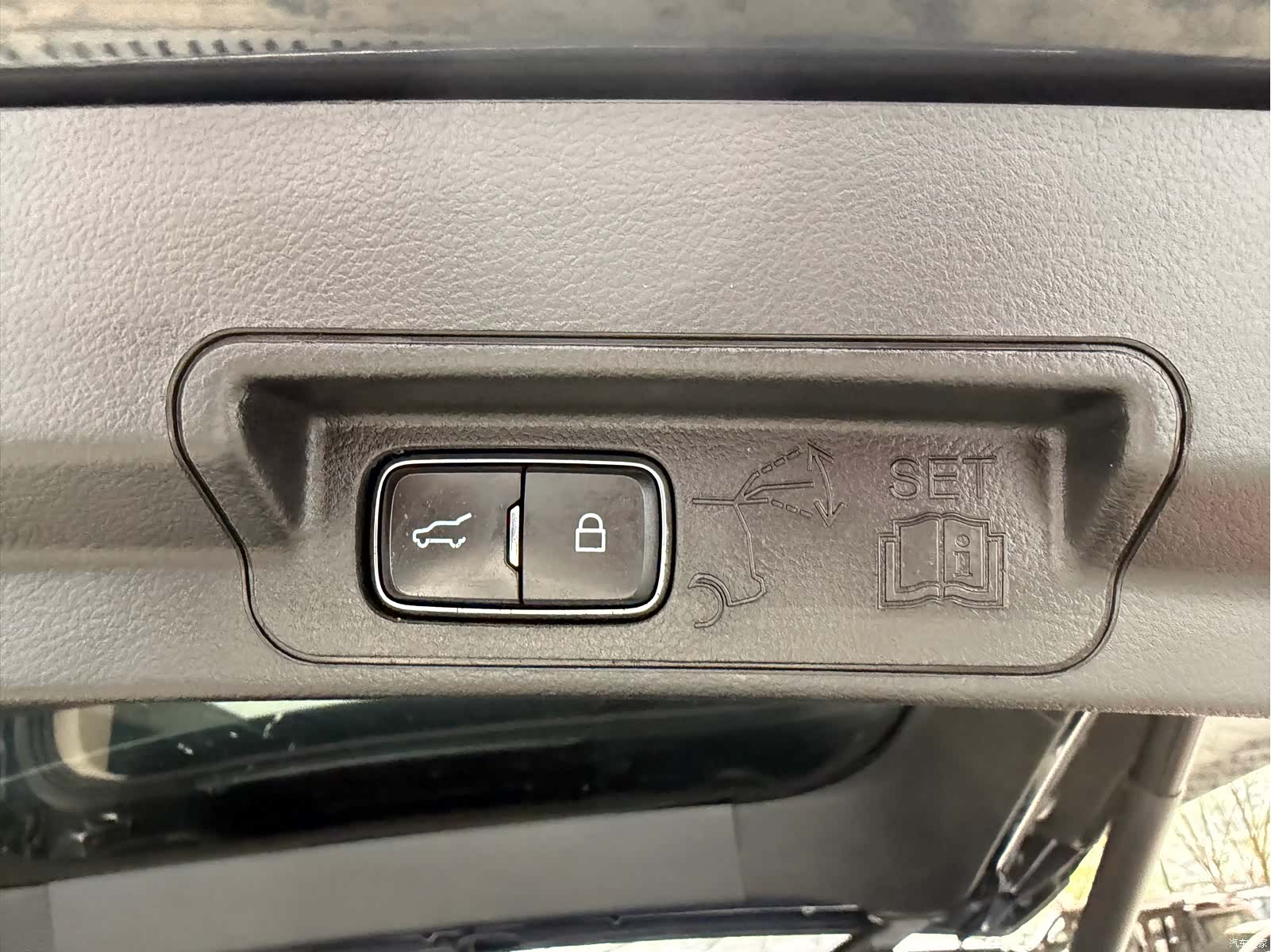 Ford Explorer, 2021 14