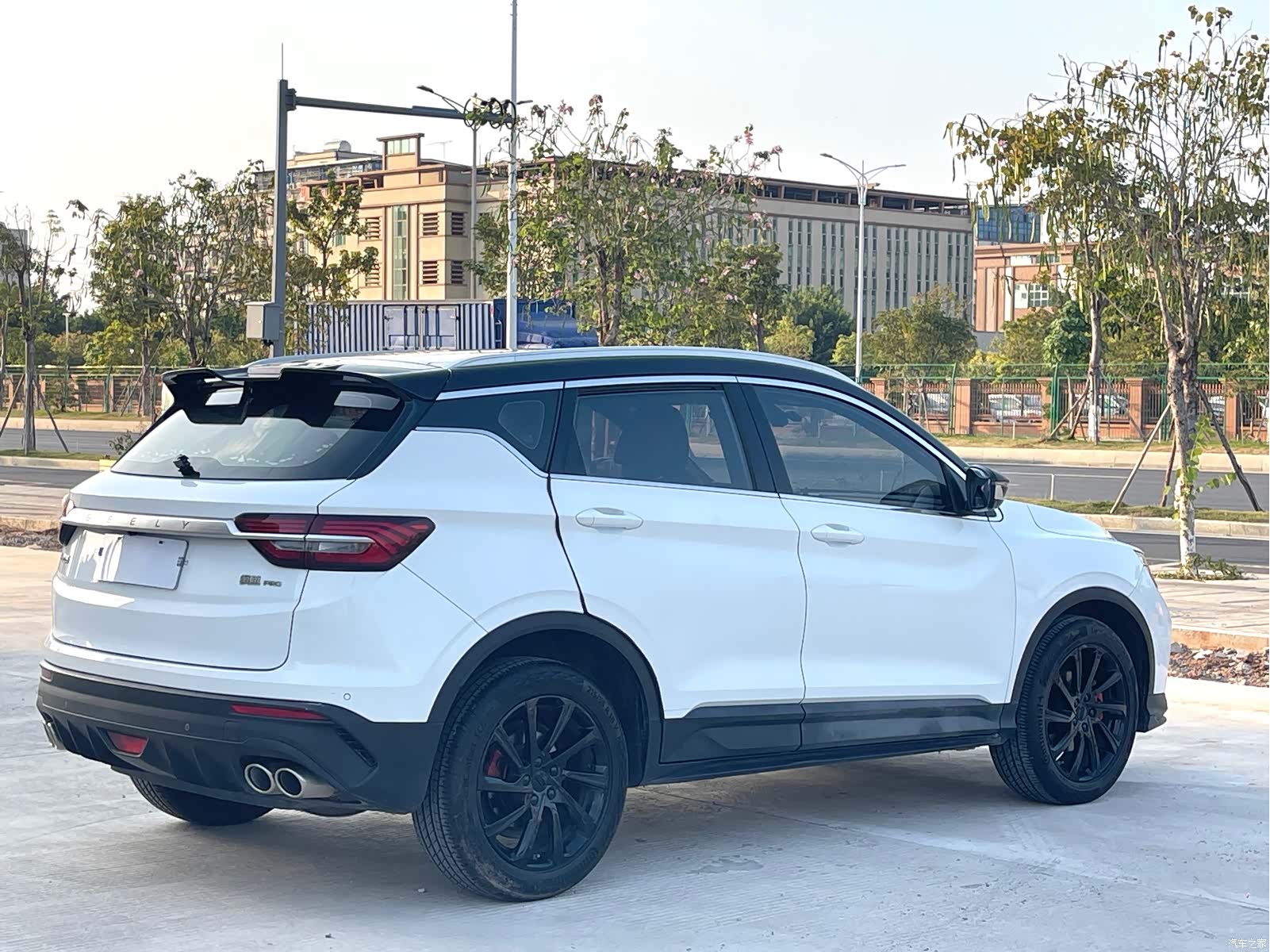 Geely Coolray, 2020 9