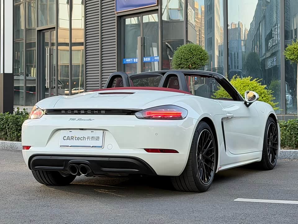 Porsche 718