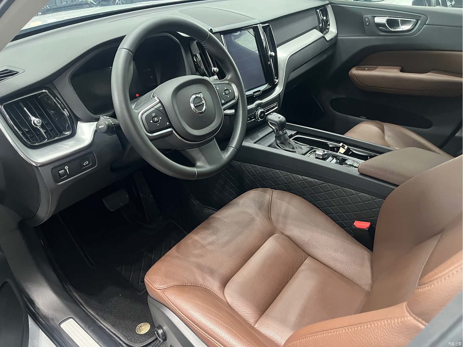 Volvo XC60, 2019 4