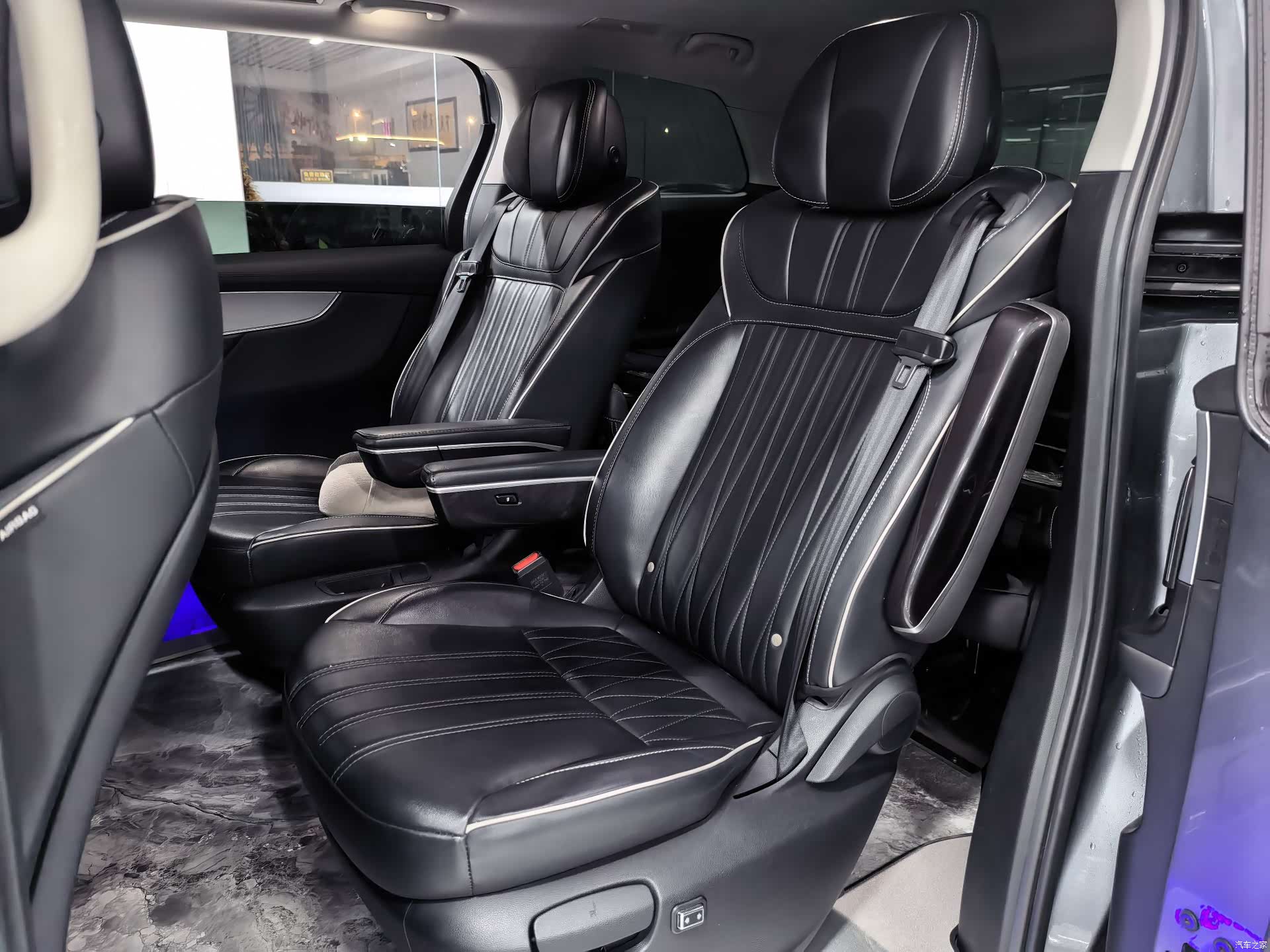 Roewe iMAX8, 2023 24