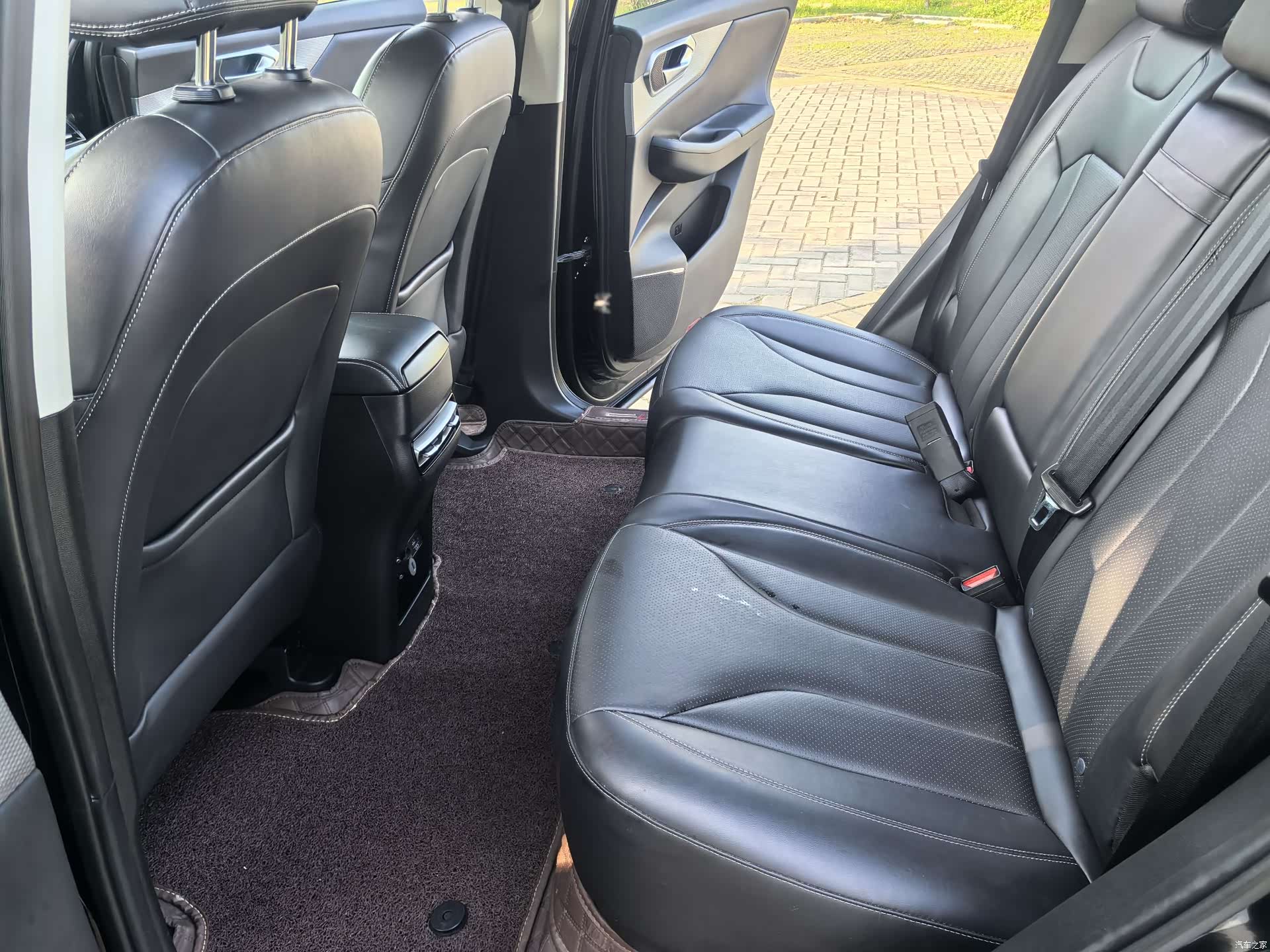 BAIC X7, 2022 10