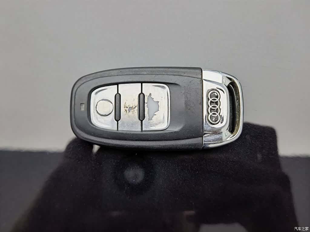 Audi A6L, 2014 19