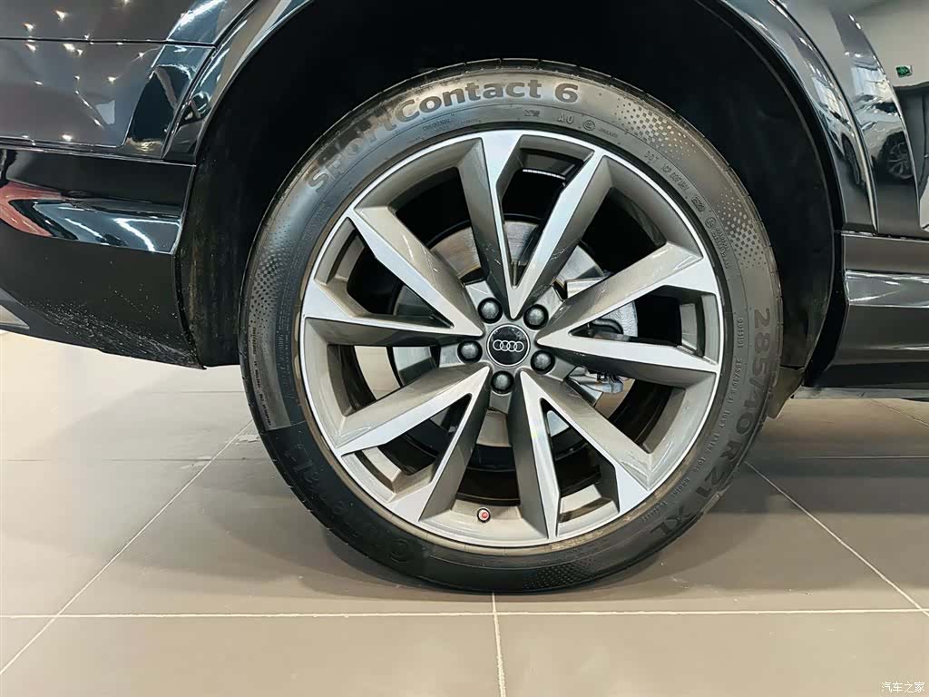 Audi Q7, 2023 16