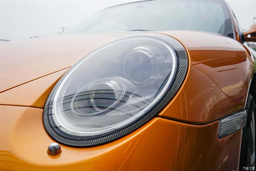 Porsche 911, 2010 8