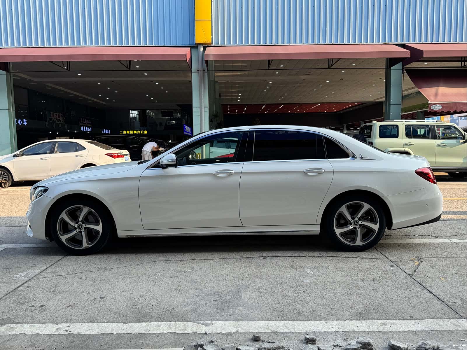 Mercedes-Benz E-Class, 2018 14