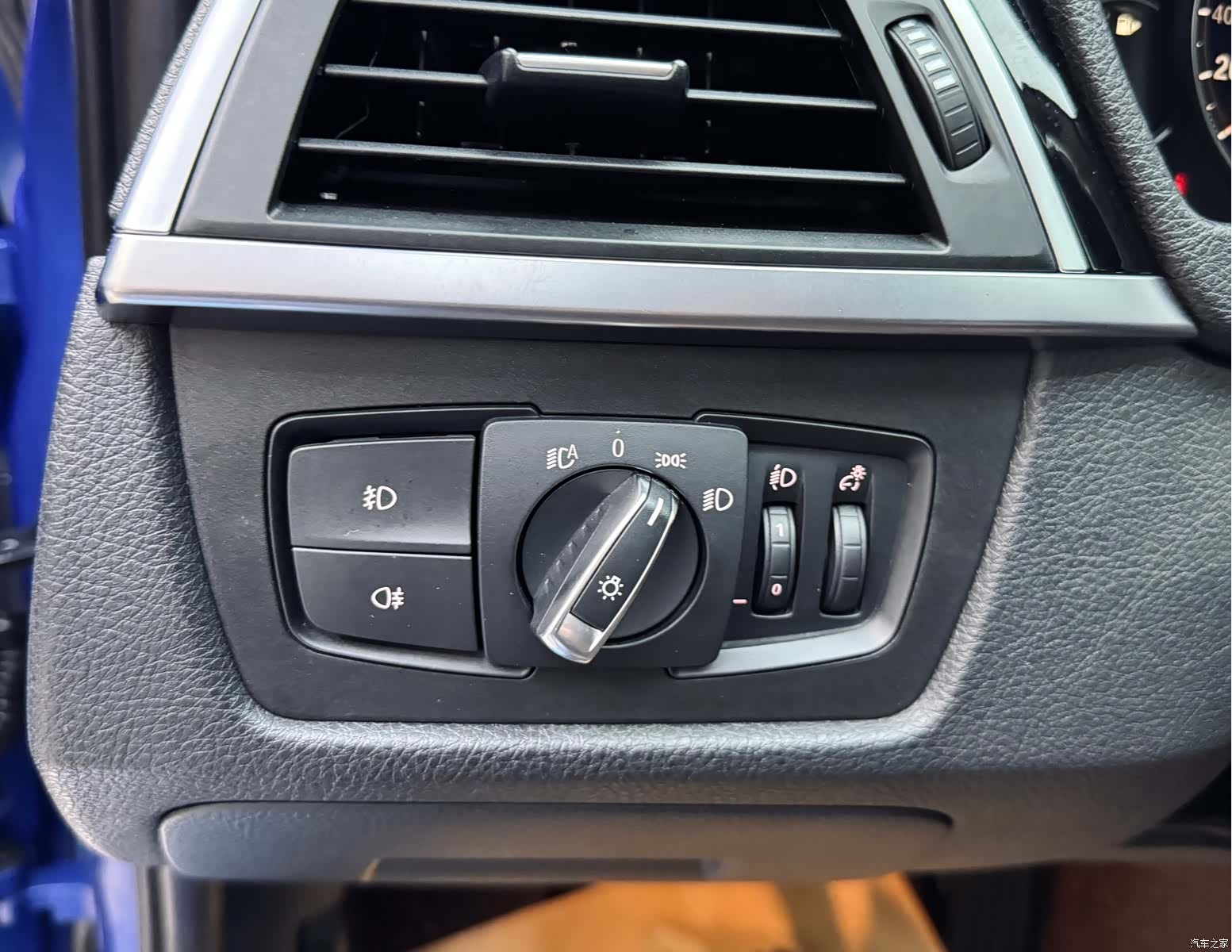 BMW 3 Series, 2019 11